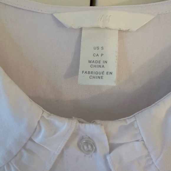 H&M White Ruffled Collar Shirt - Women’s Size Small - Picture 6 of 6